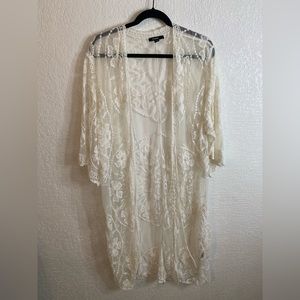 White Sheee Lace Komono